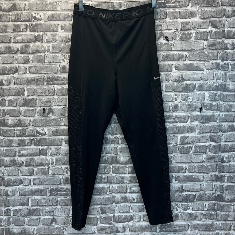 Nike Pro leggings